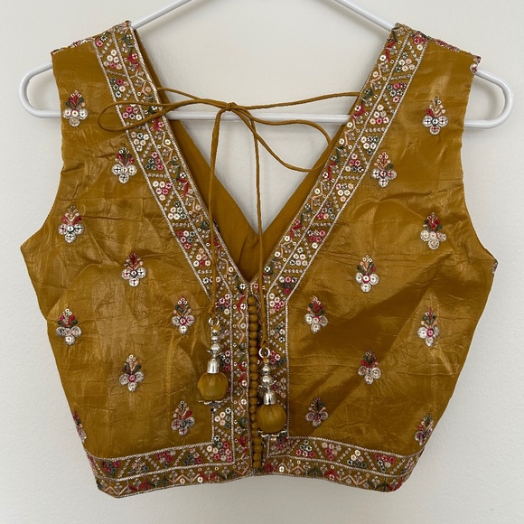 Gold Indian Lehenga and Choli - Picture 3 of 8